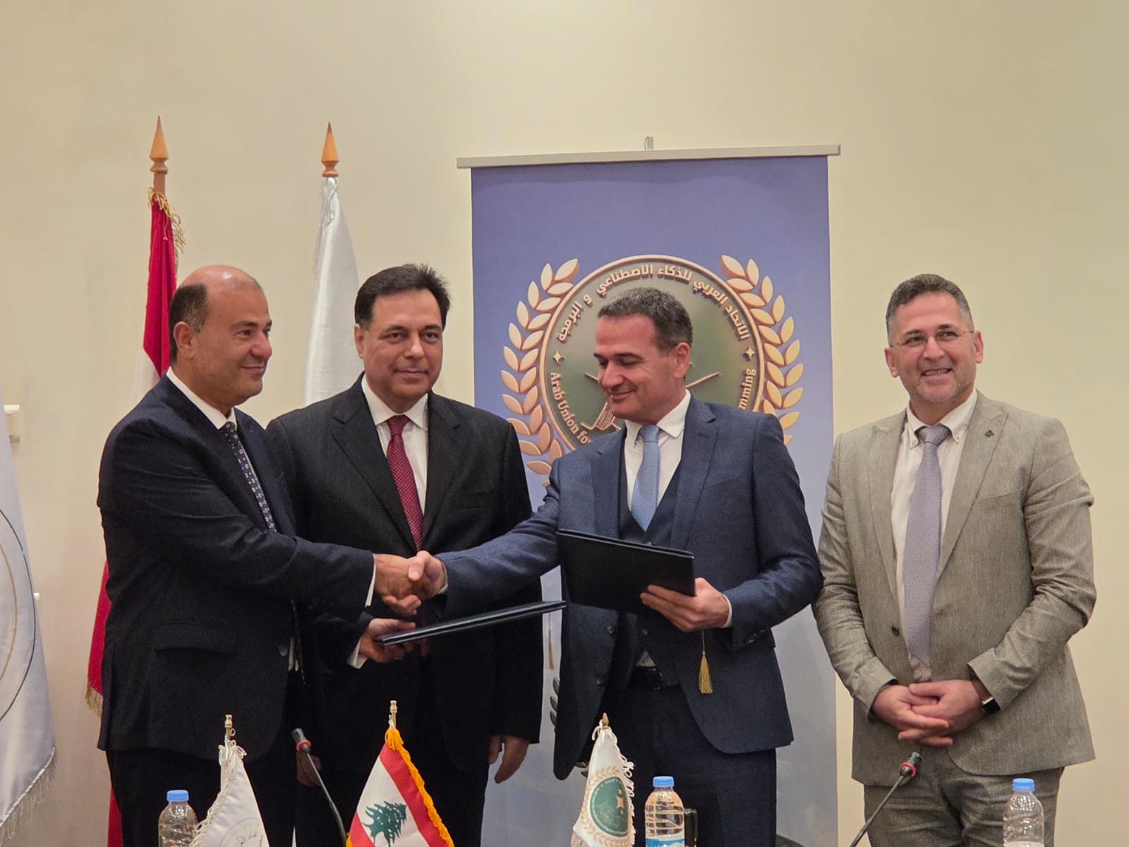 جلسة نقاش حول الذكاء الاصطناعي