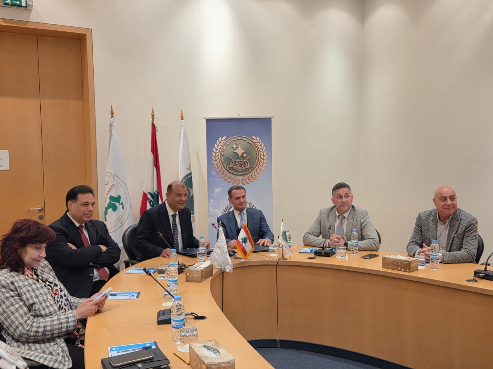 صورة جماعية للمشاركين